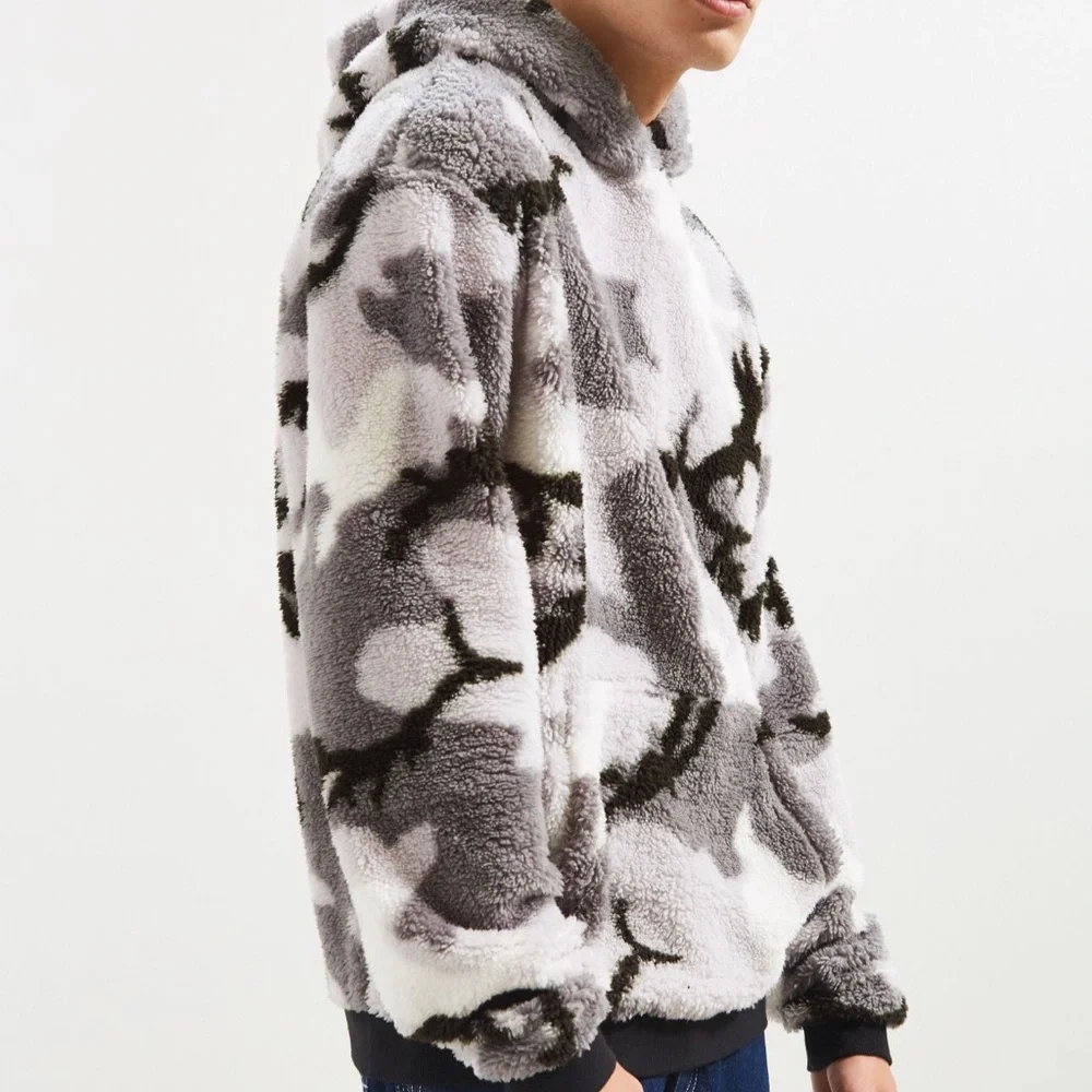 UO Camo Fluffy Soft Blanket Feel Polar Hoodie Sweatshirt - Picture 2 of 9